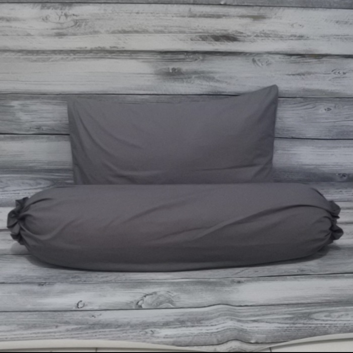Sarung bantal guling polos